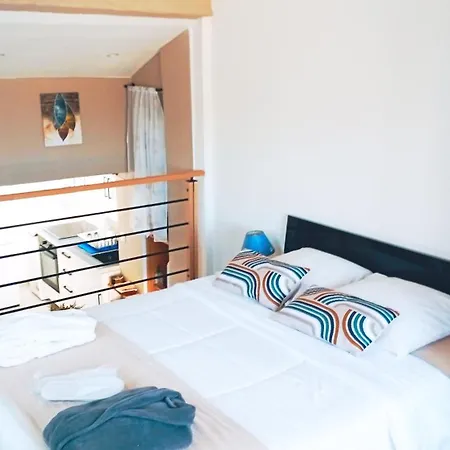 Type 2 Avec Terrasse Et Parking Apartment *